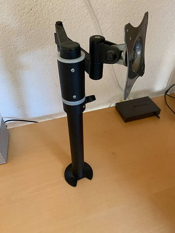 Staffa per monitor: Monitor Halterung – Usato da Oberdorf BL venduto da Semema 3