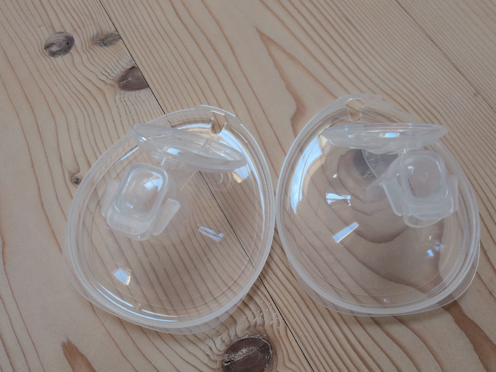 Medela Stillzubehör: medela Hands-free Auffangbehälter – Gebraucht aus Oberhelfenschwil von Tattar 4