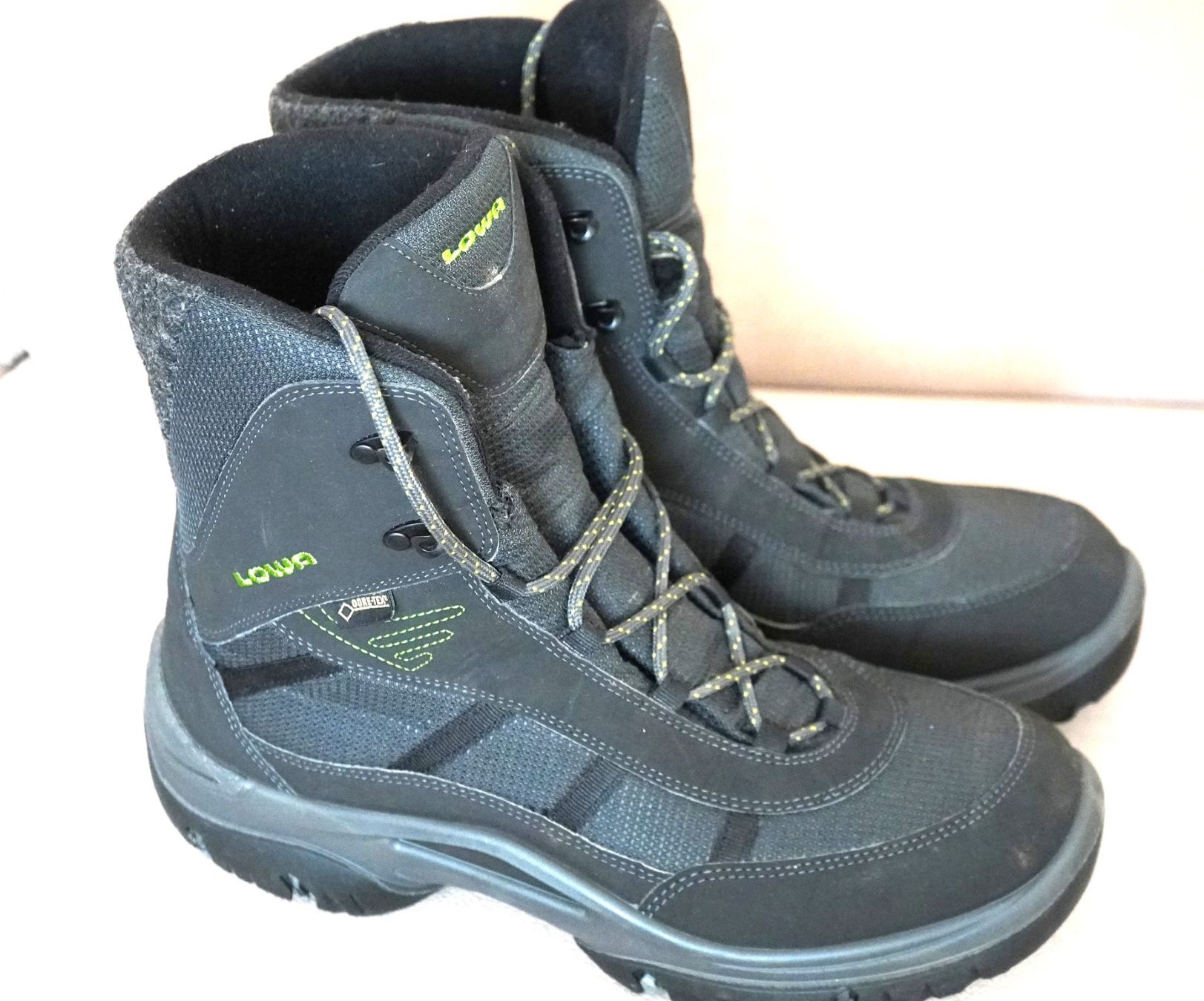 Lowa Scarpe da uomo: Winterstiefel LOWA Gr. 46 – Nuovo (secondo la descrizione) da Worb venduto da worb01