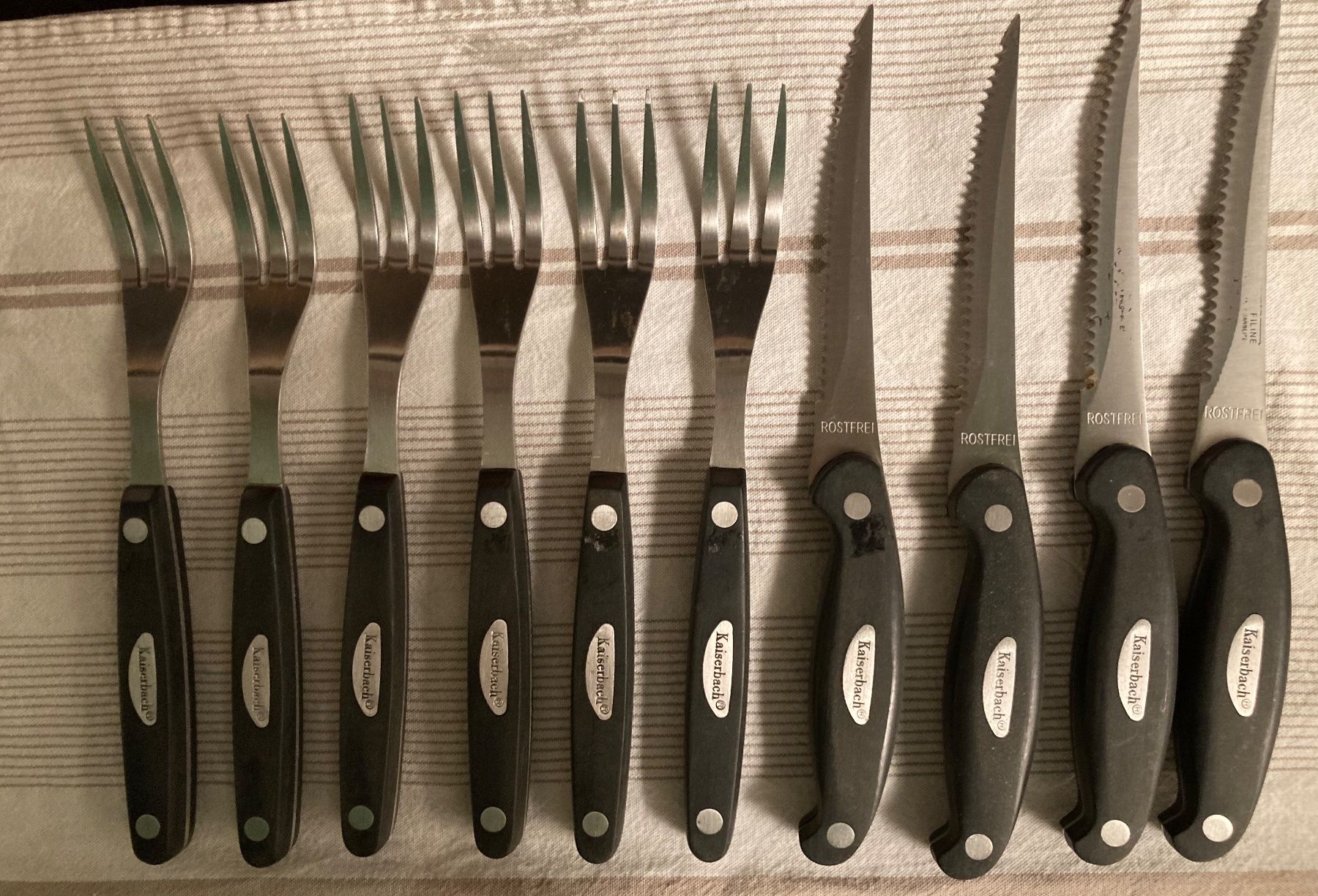 Set di posate: Kaiserbach Tafelmesser & Gabel Set, 10-teilig – Usato da Riniken venduto da begeh-r-bar