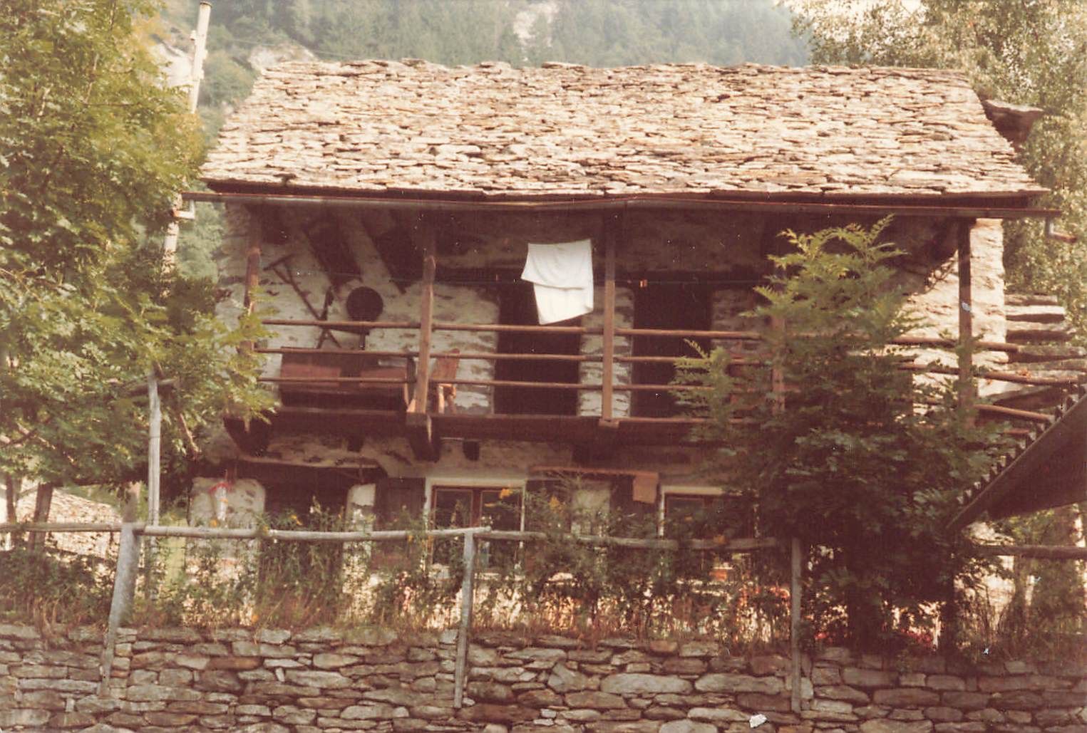 Cartoline postali: Valle Verzasca 1981 foto  – Usato da Biasca venduto da Blenio71