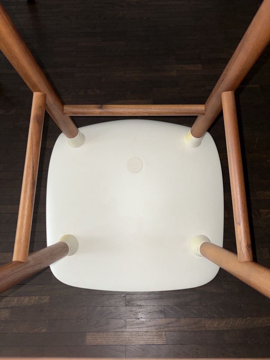 Normann Copenhagen Sgabelli: Normann Copenhagen Form Bar Stools - Pair in Great Shape! – Usato da Zürich venduto da wut_25df 2