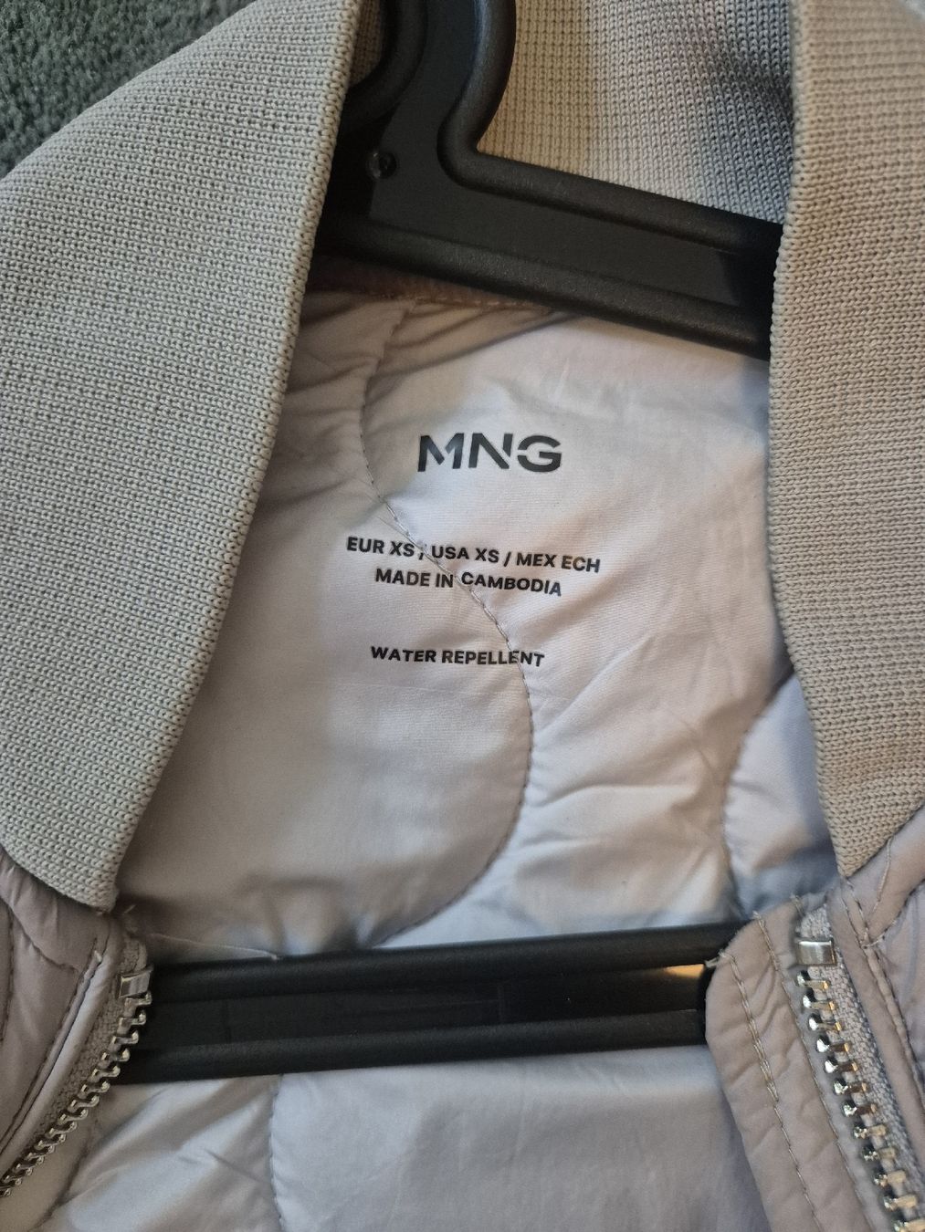 Mango Giacche: Jacke Mango – Usato da Basel venduto da lilifee86 1