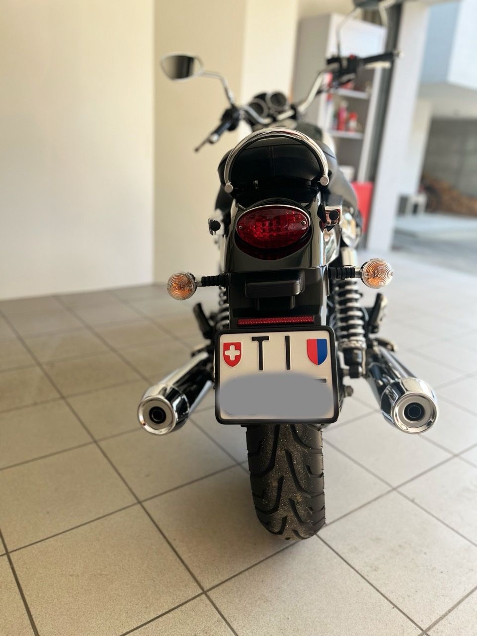 Moto Guzzi Chopper: Moto Guzzi Nevada 750 – Usato da Zürich venduto da Della96 3