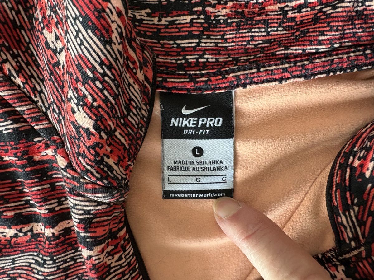 Nike Pullover & Sweatshirts: Nike Pro Dri-FIT Shirt, Grösse L – Gebraucht aus Bern von Etzy 4
