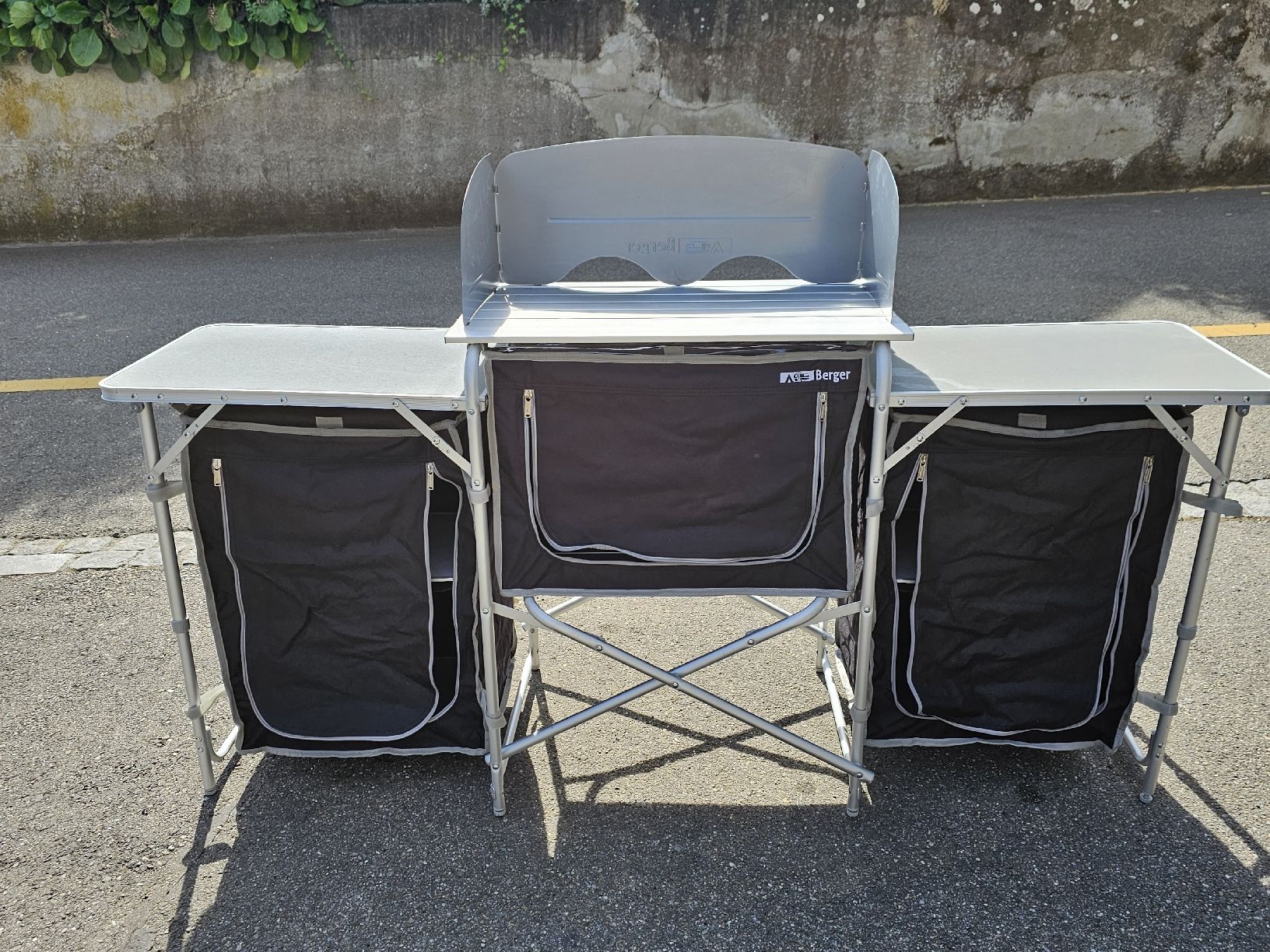 Cuisines complètes: Berger Küchenmöbel – D'occasion à Ennetbaden par cadoschi