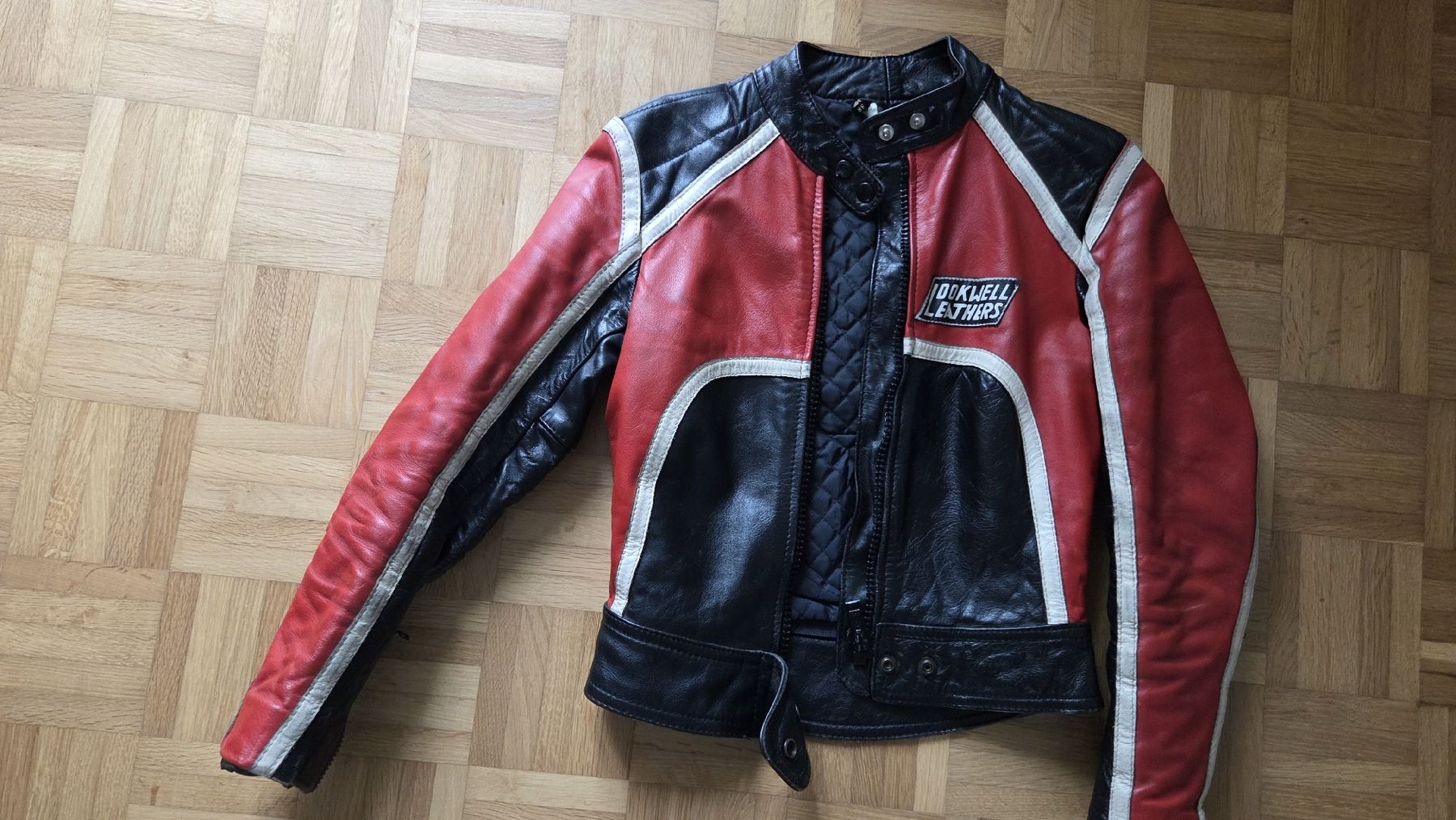 Completi & Tailleur: Lederkombi Damen ca. Grösse 32 – Usato da Wettingen venduto da Hawaii88 6