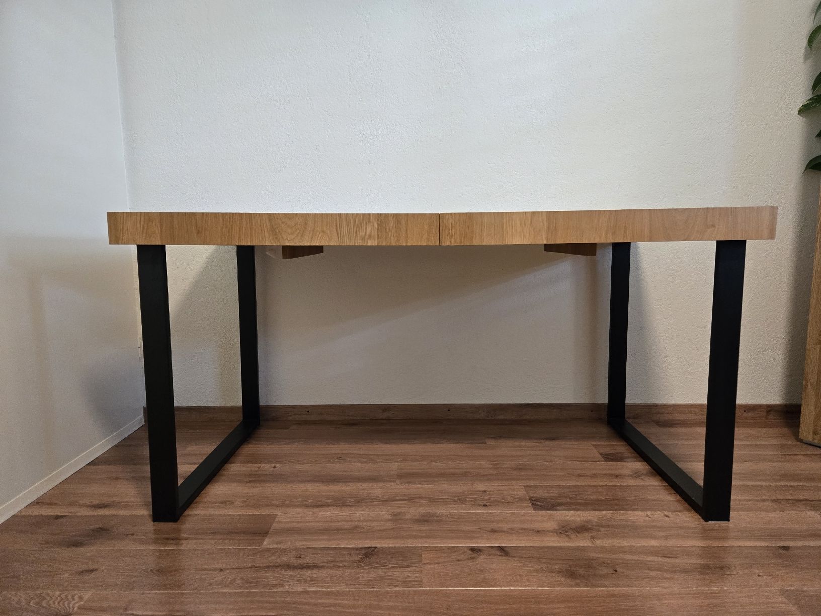 Ikea Tables: IKEA "TARSELE" ausziehbarer Esstisch – D'occasion à Pfäffikon ZH par mel_ys5m