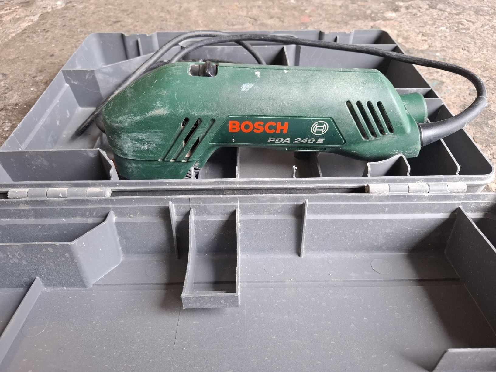 Bosch Schleifen & Polieren: Bosch PDA 240 E Schleifmaschine mit Koffer – Gebraucht aus Glattfelden von volvo140920 3