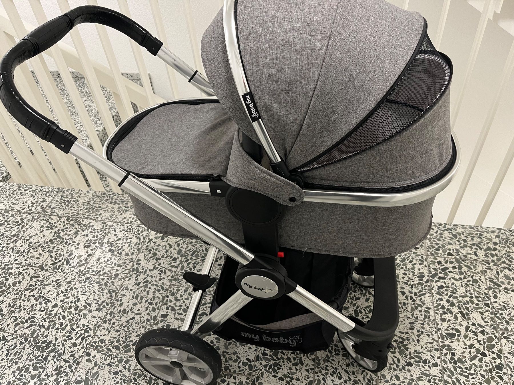 Carrozzine: Kinderwagen nur mit Babywanne – Usato da Dübendorf venduto da Vk03 1