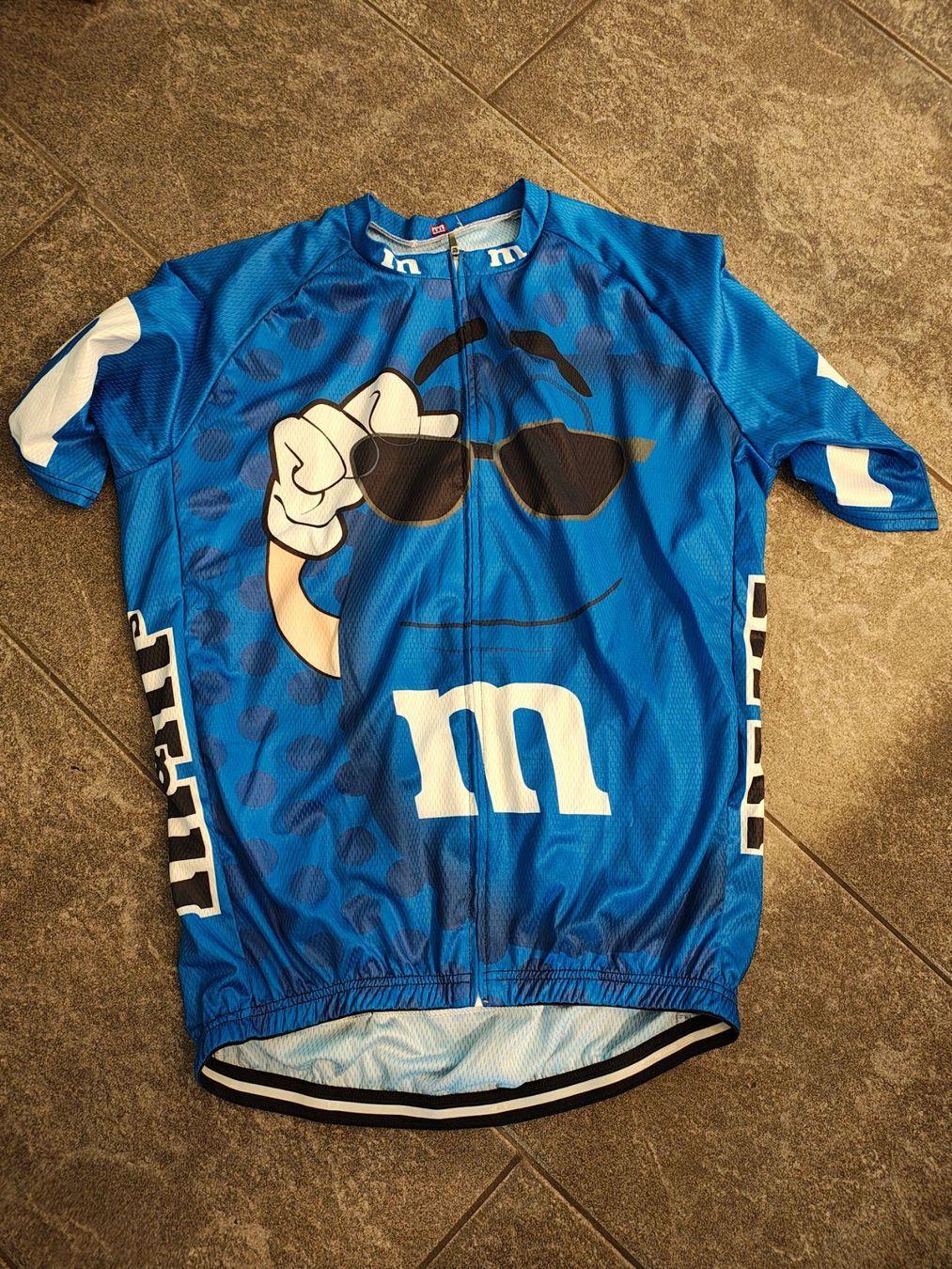 Canottiere & Pantaloni: Rad Velo-Trikot M&M – Nuovo (secondo la descrizione) da Bonstetten venduto da Navilo