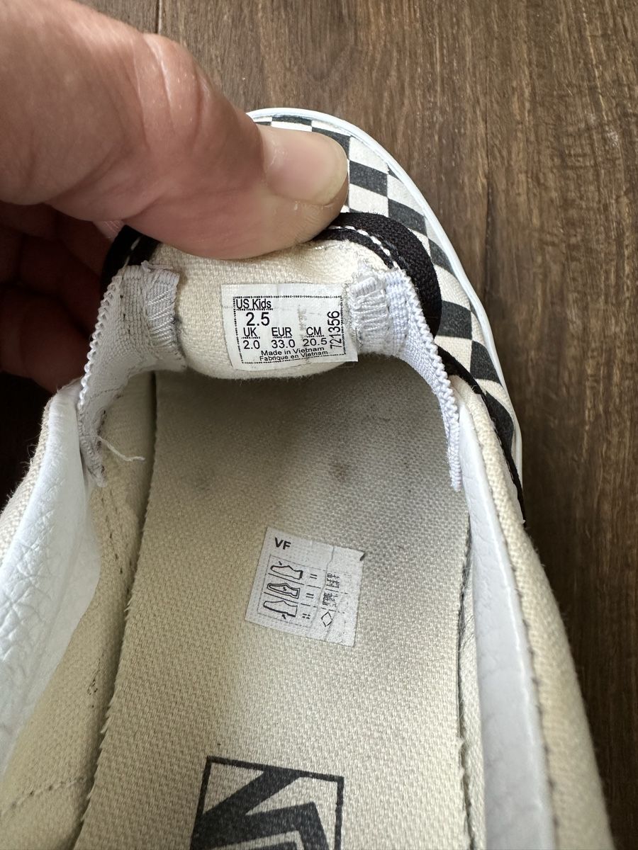 Vans Chaussures hommes: Vans Slipper Kids – D'occasion à Muntelier par sandberg5 3