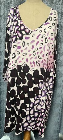 Schönes Long-Shirt Grösse 50, Tunika Stil, Top Zustand