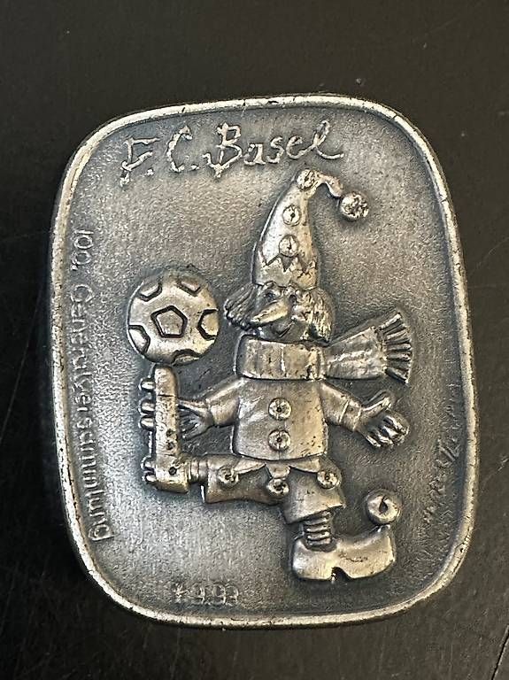FC Basel Placchette & Badge: Fc Basel Plakette 100. Generalversammlung Silber – Usato da Basel venduto da fasnachtsoutlet1965