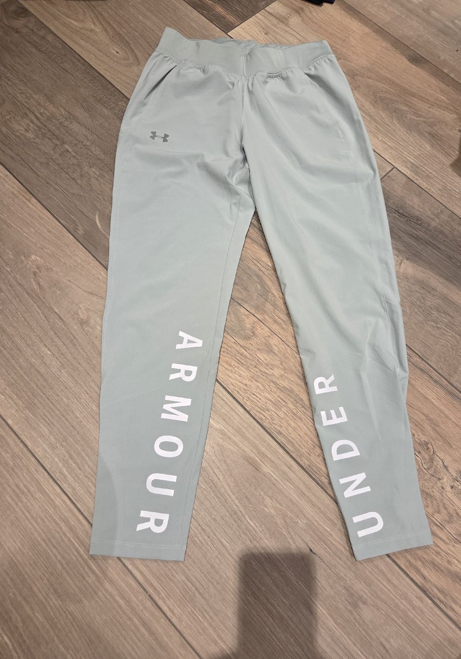 Pantaloni: Under Armour leichte Hose – Nuovo (secondo la descrizione) da Frauenfeld venduto da bea_6m8y