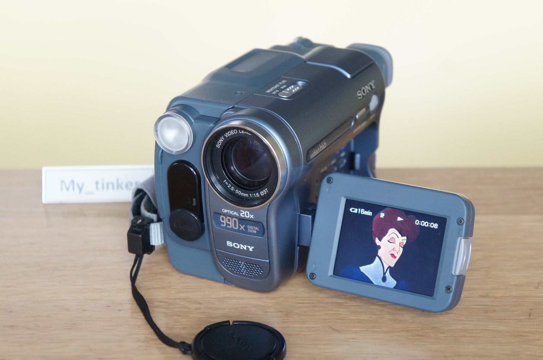 Sony Videocamere: Sony Hi8 Camcorder TRV228E ... funktioniert ... – Usato da St.Gallen venduto da My_tinker