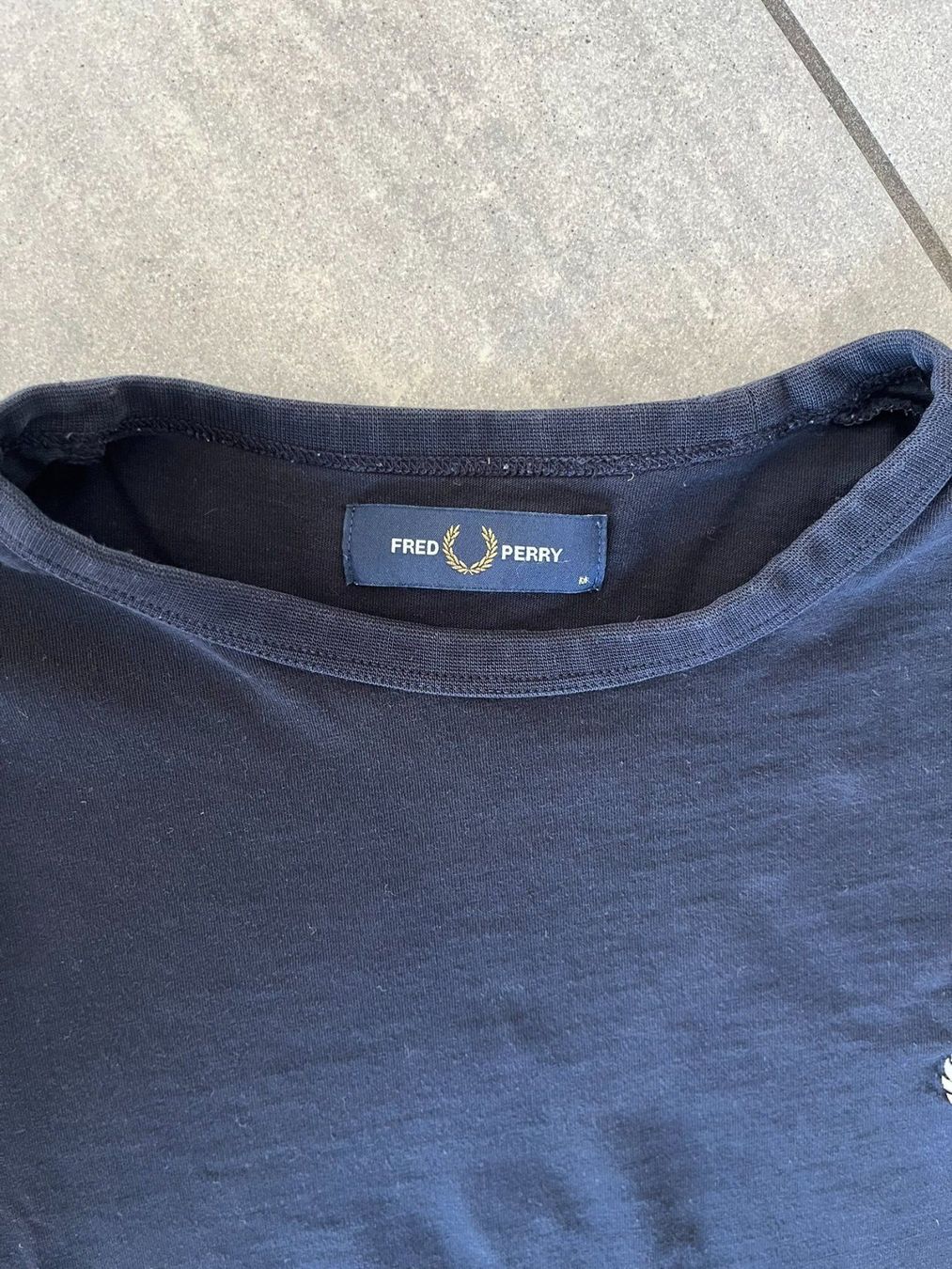 Fred Perry T-Shirts: FRED PERRY T-Shirt Schwarz – Gebraucht aus Otelfingen von Denis_ZH 2