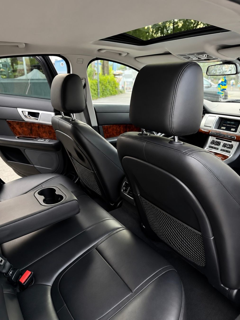 Jaguar Autos: JAGUAR XF 3.0 V6 S Premium Luxury – Gebraucht aus Würenlos von ana_9g8t 4