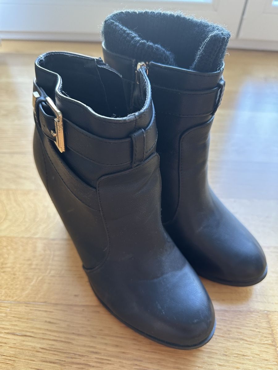 Scarpe da donna: Schwarze Stiefeletten, Grösse 38 – Usato da Olten venduto da sar_zs6d 2