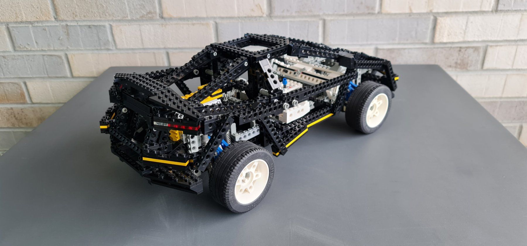 Lego Baukästen: LEGO Technic 8880 - Super Car, von 1994 – Gebraucht aus Liebefeld von  1