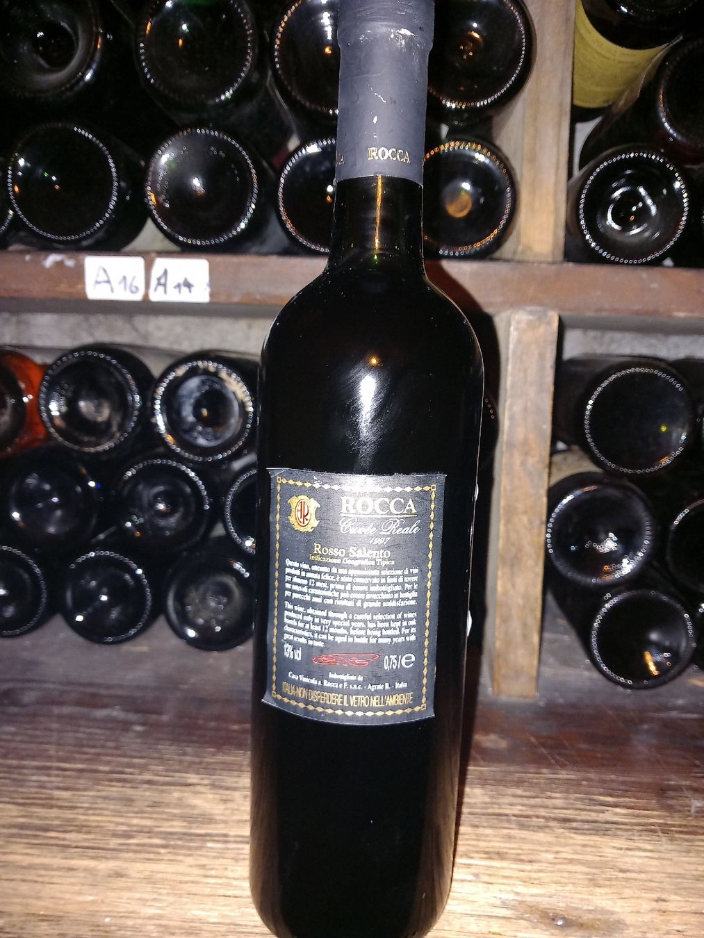 Vino: Rocca cuvée Reale rosso salento 1997 – Nuovo e nell'imballaggio originale da Le locle venduto da juliensaran 2