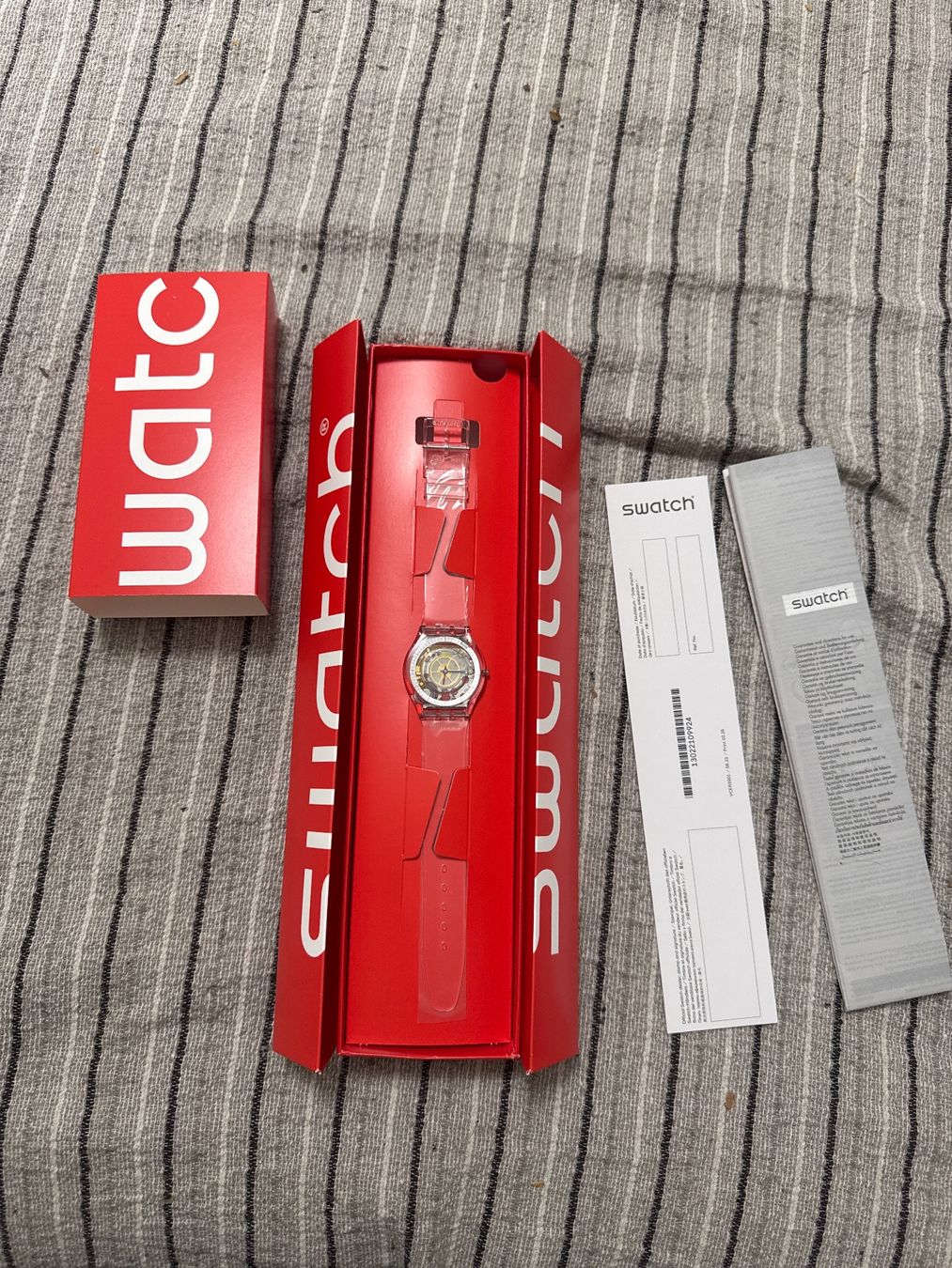 Swatch Orologi: Swatch Skin Classic Biosourced Clearly Skin – Nuovo e nell'imballaggio originale da Vevey venduto da Eiden77