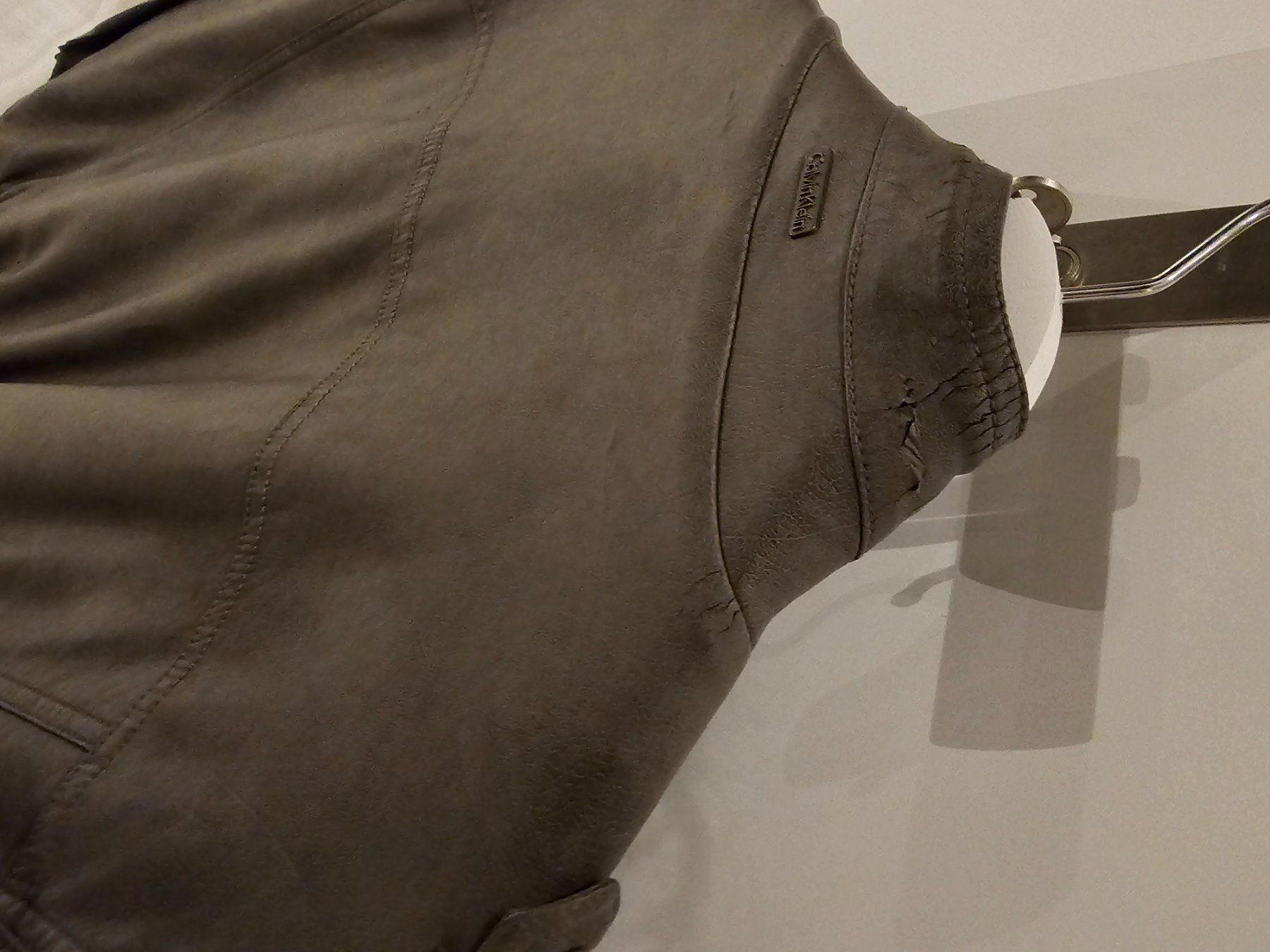 Calvin Klein Giacche: Lederjacke Calvin Klein – Difettoso da Zürich venduto da TrueTrade 5