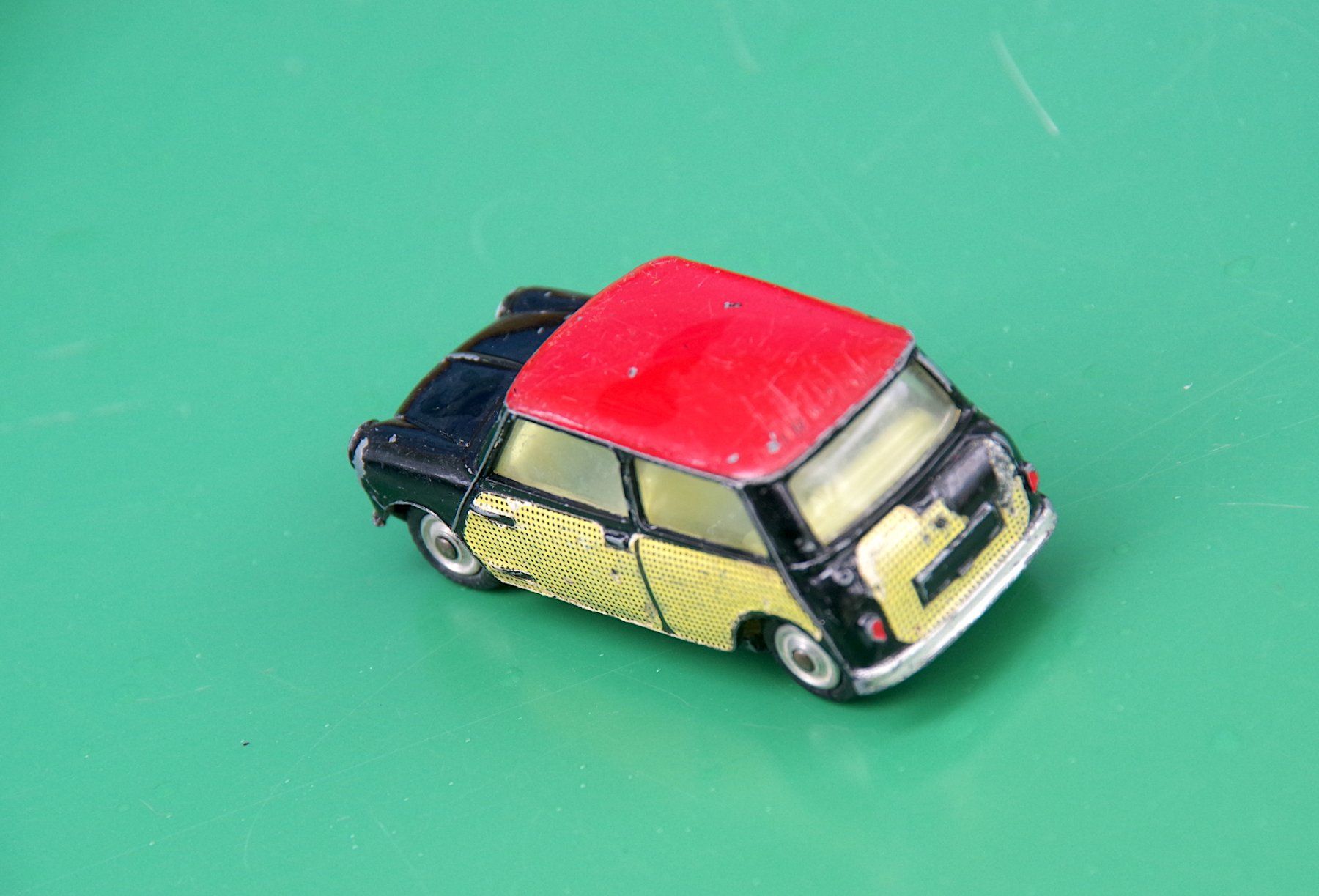 Corgi Toys Modellini d'auto: Corgi Toys Morris Mini-Cooper, 1/43 – Usato da Frauenfeld venduto da Danielpwiedmer 3