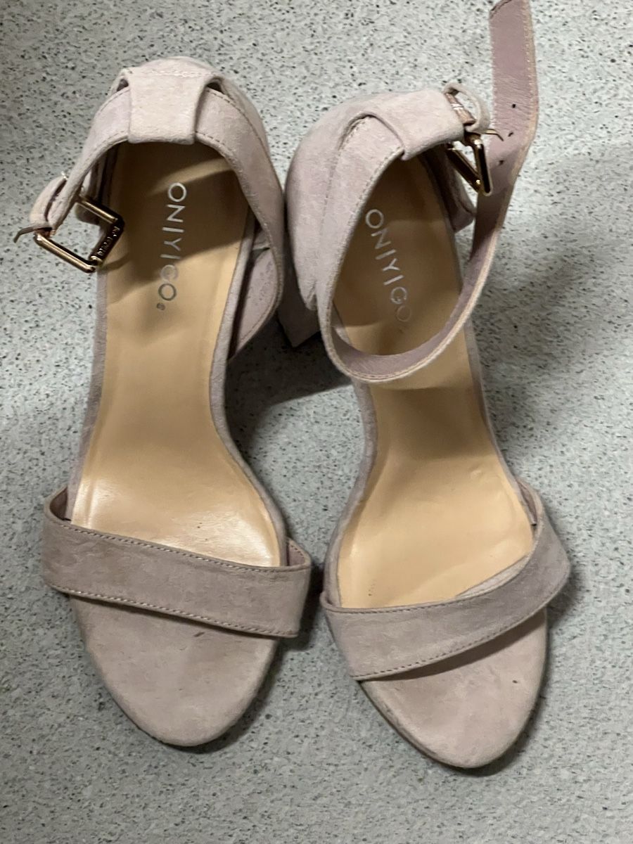 Scarpe da donna: Sandalen mit Absatz, hellrosa, Grösse 37 – Usato da Urdorf venduto da ines.tr96 3