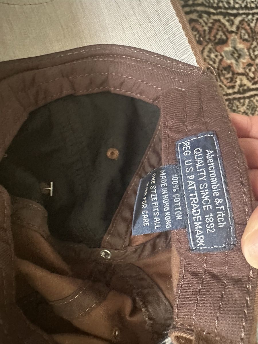 Sonstige Kleidung & Accessoires: verschiedene Cape Abercombie & Fitch – Neu (gemäss Beschreibung) aus Uster von bek_v2ct 2