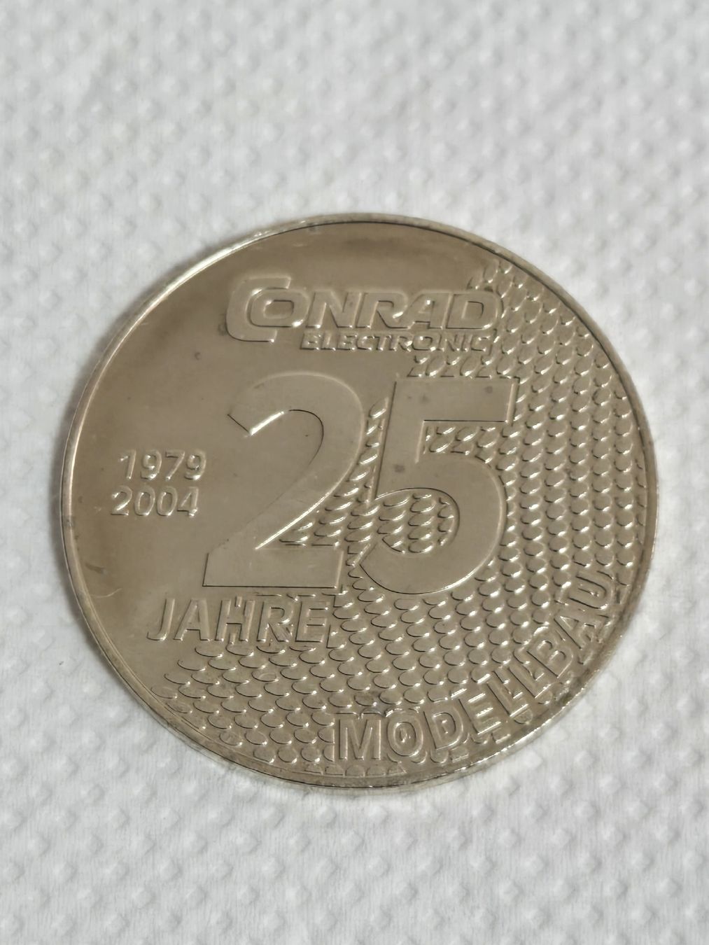 Toutes les monnaies: Médaillon Conrad Electronic 25 ans 1979-2004 modellbau  – D'occasion à La Chaux-de-Fonds par tuoro25 1