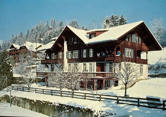 Cartoline postali: GSTAAD Chalet Beau Soleil – Nuovo (secondo la descrizione) da Jona venduto da philajona