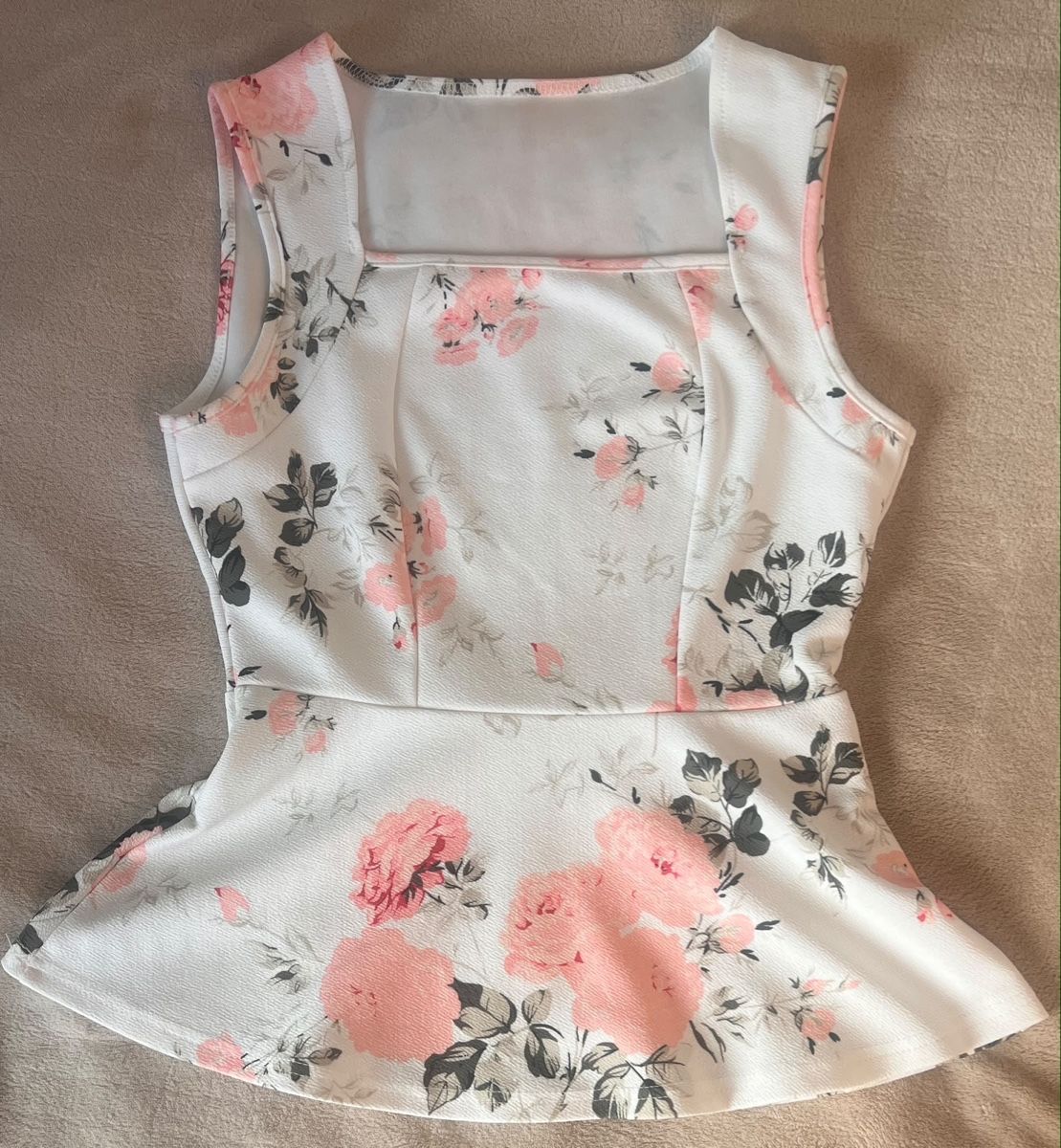 Tops: Schönes Oberteil  – Neu (gemäss Beschreibung) aus Wettingen von JS_Collection