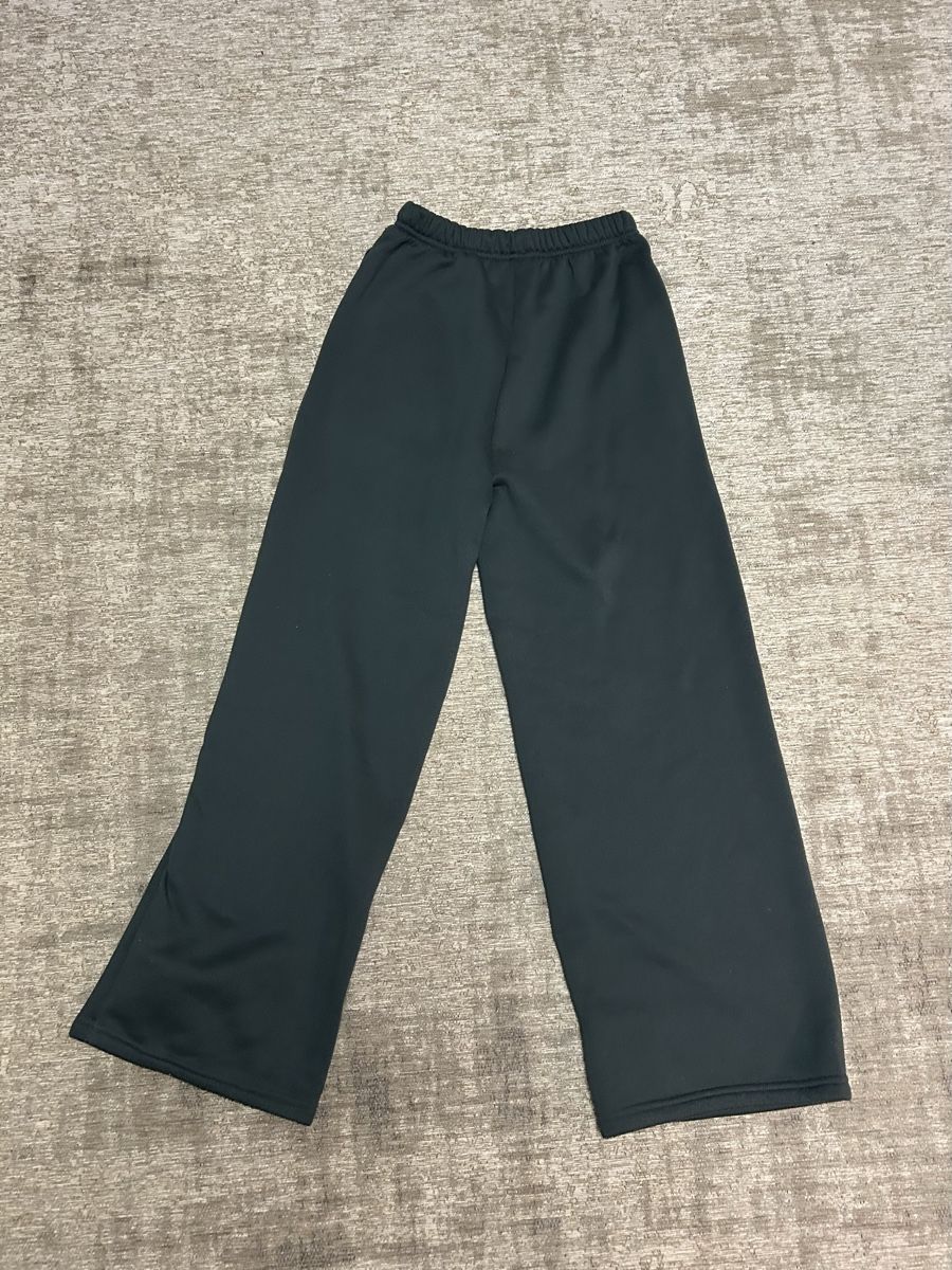 Shein Pantaloni: Jogging épais large gris shein, taille S – Nuovo (secondo la descrizione) da St-George venduto da elena27 1