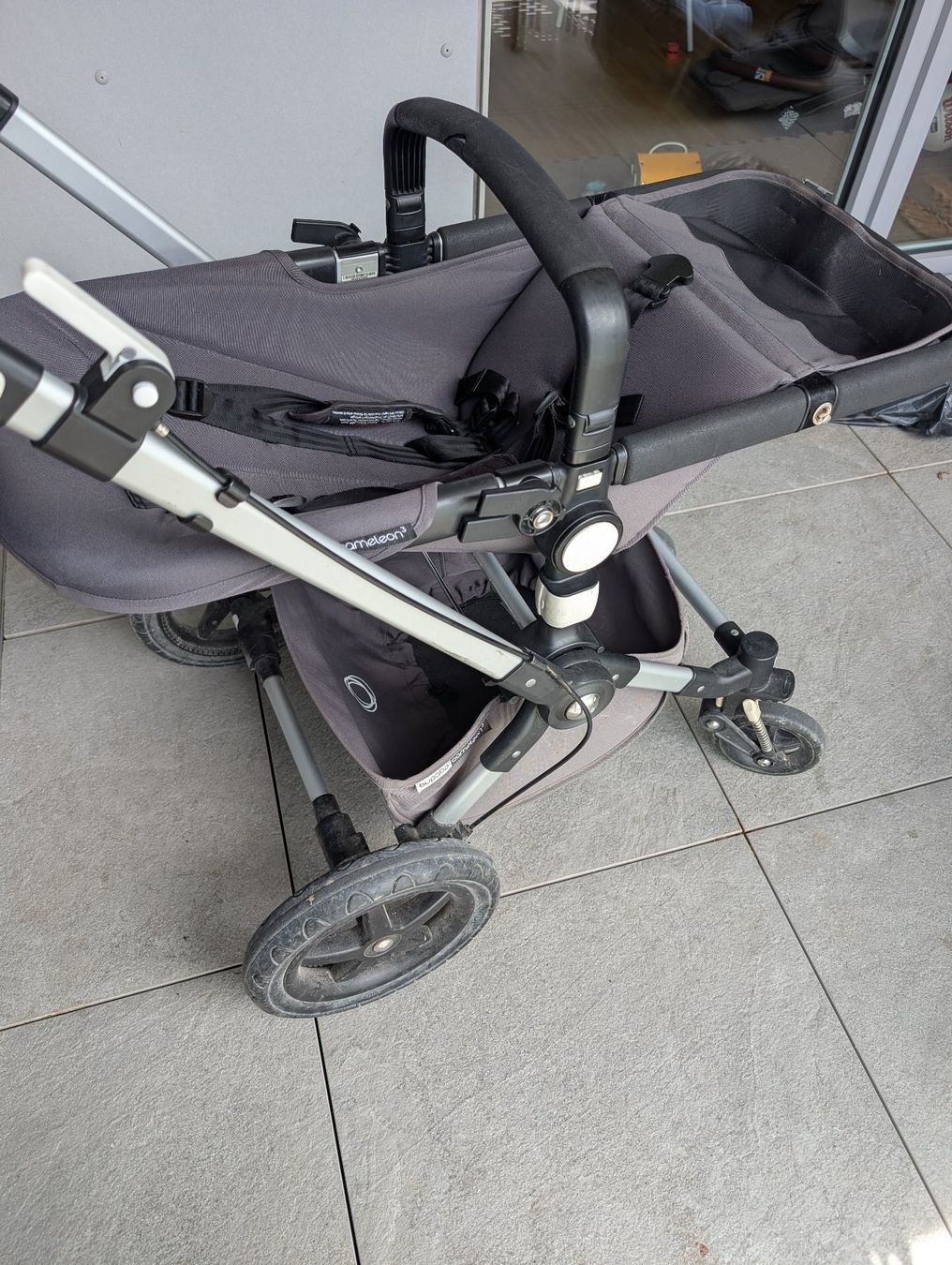 Bugaboo Carrozzine: Poussette bugaboo cameleon 3 – Usato da Meyrin venduto da rap_d69w 2