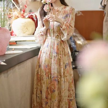 Romantisches Maxikleid mit Blumenmuster Gr. M – nur 1x getra