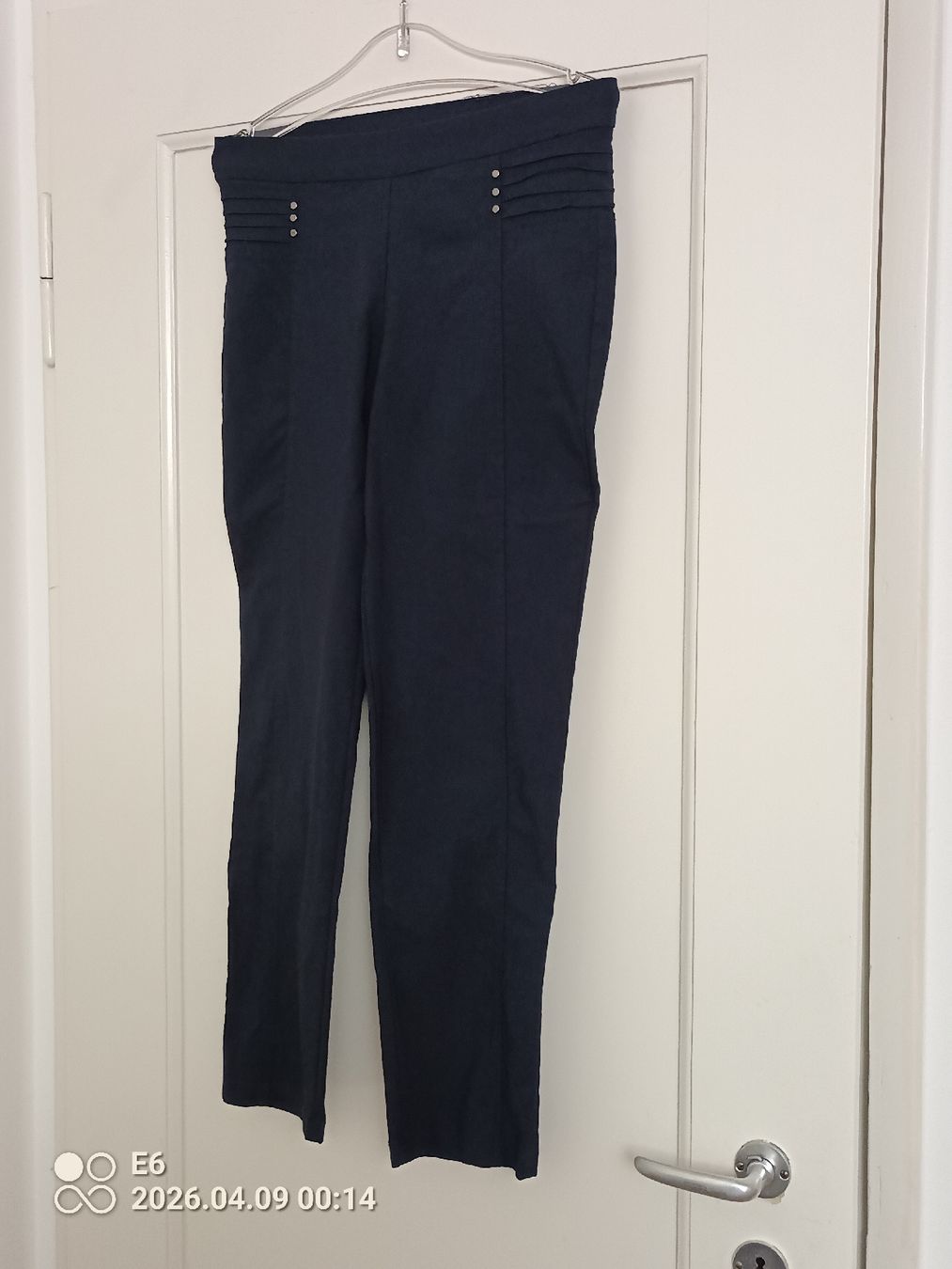 C&A Hosen: Stretchhose mit Rundum-Elast – Gebraucht aus Zürich von Mitzi6