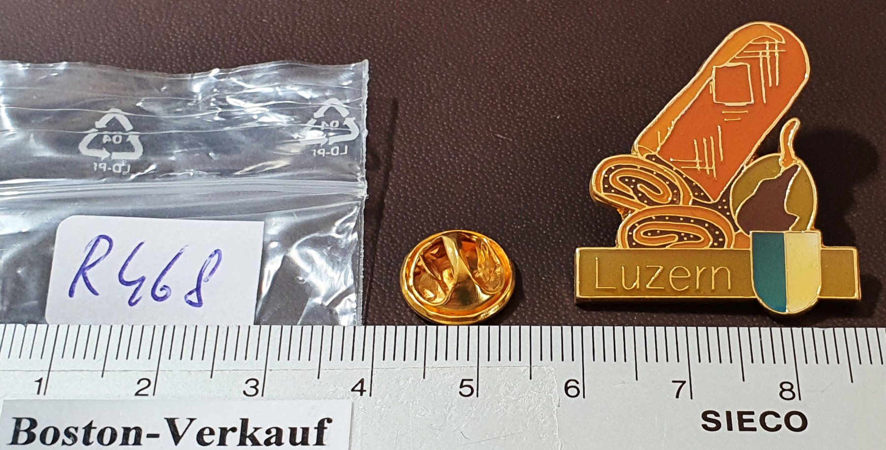 Placchette & Badge: R468 - Pin Birewegge Luzern – Usato da Reinach BL venduto da Boston-Verkauf 1
