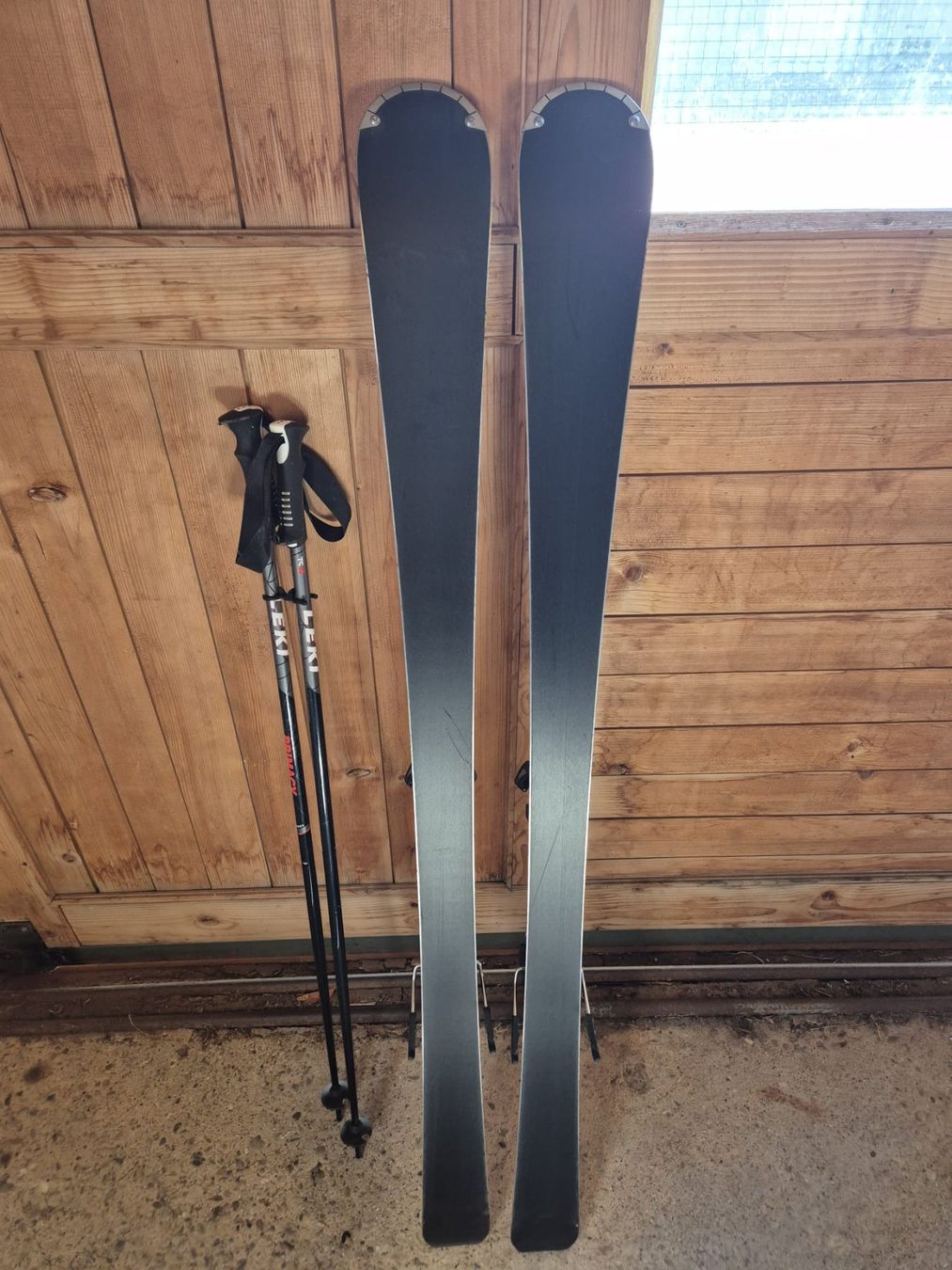 Atomic Skis: Ski Atomic Redster MX  149cm – D'occasion à Auswil par boumi85 1