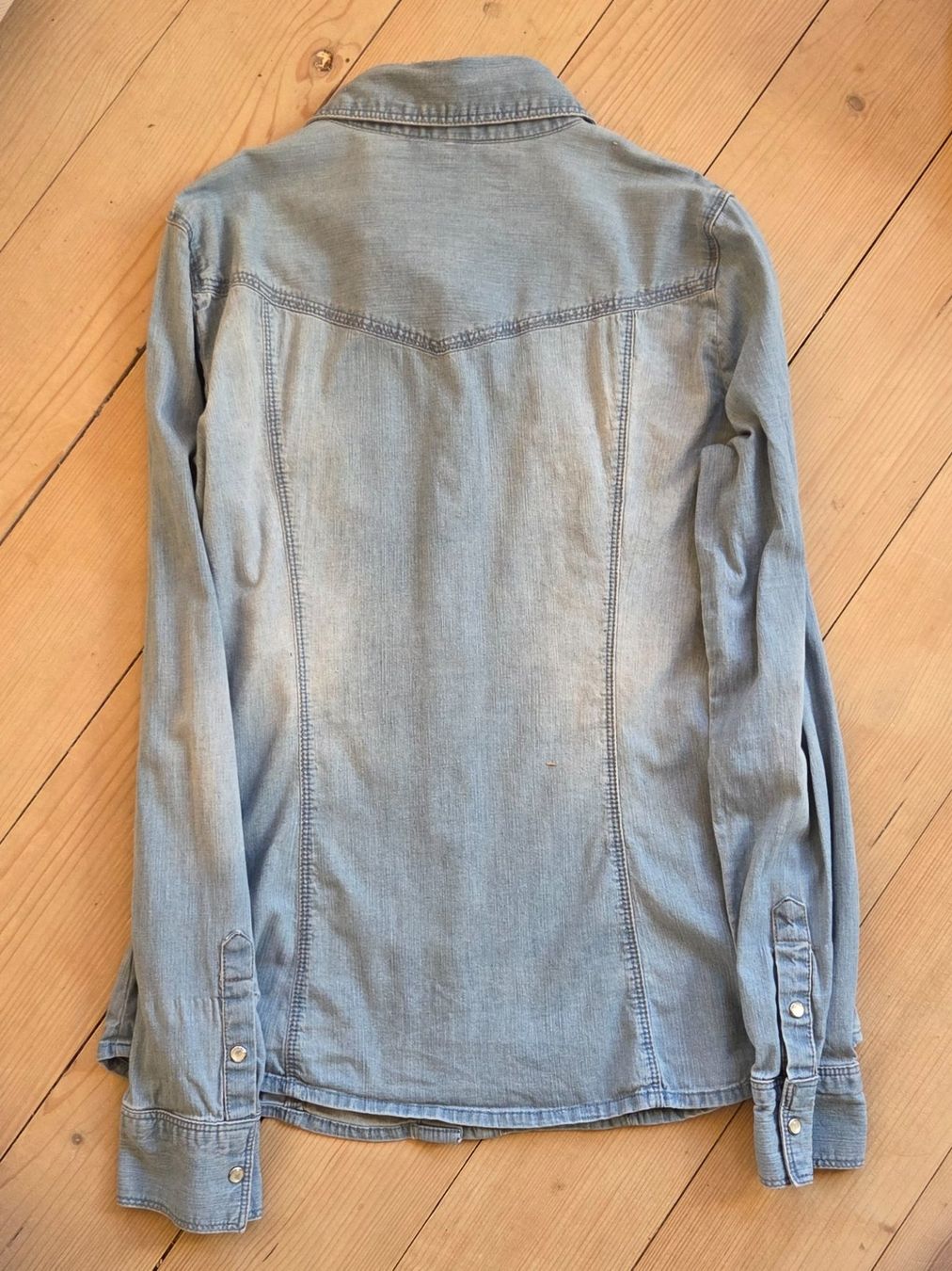 Guess Camicette: Bluse Jeans, Stretch/tailliert,Guess, NEU,Gr.S – Nuovo (secondo la descrizione) da Siblingen venduto da Vany_McDougall 1