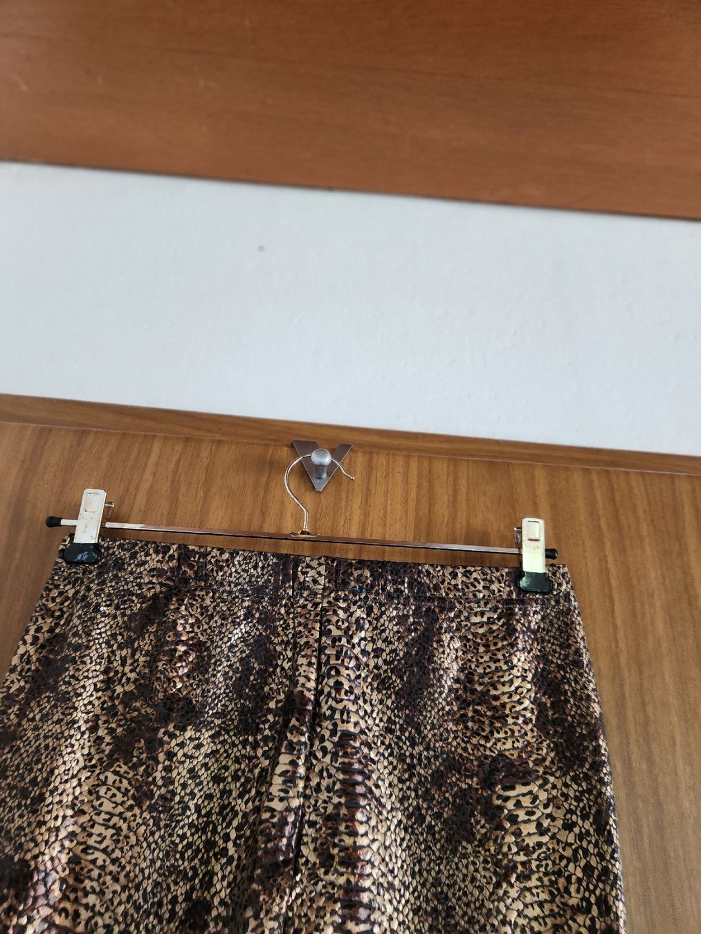 Leggings: Legging imprimé animalier taille 40 neuf – Neuf (Voir description) à Niedergösgen par Eva2410 2