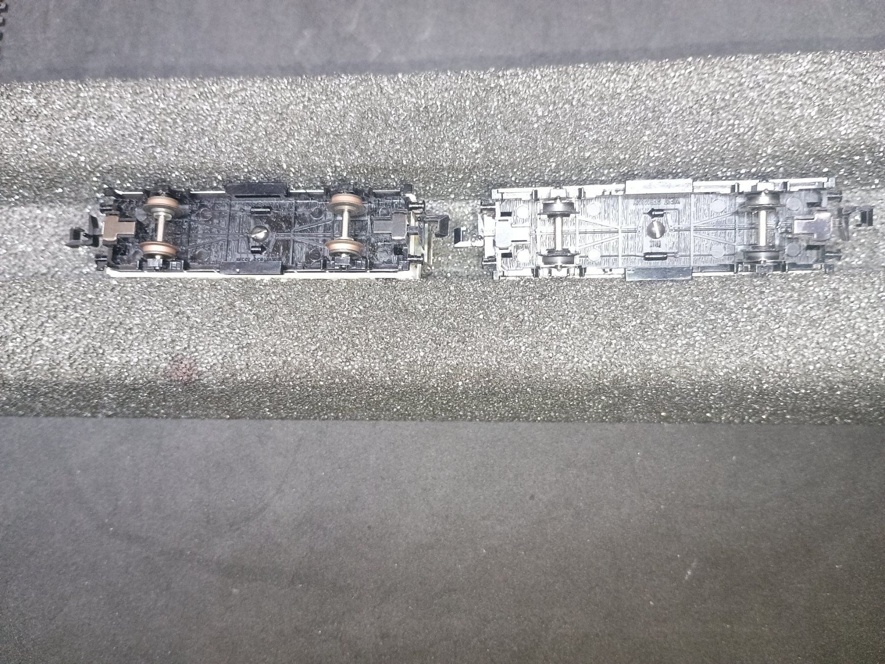 Trix Modelleisenbahnen: Spur N 2 Bierwagen von Trix – Gebraucht aus Bätterkinden von hob_6b8x 4