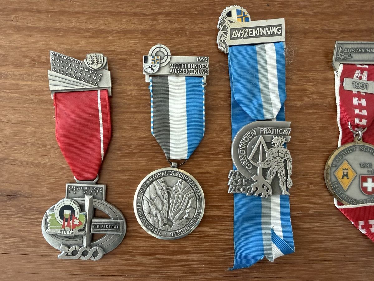 Medaillen: Orden schweizer Medaillen Sammlung 22stk. – Gebraucht aus Menzengrüt von SC1973 1