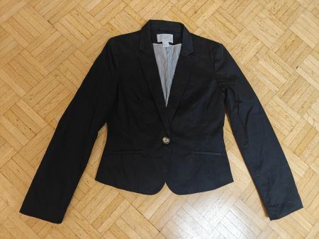 Damen Blazer H&M schwarz mit gestreiftem Futter Grösse 36