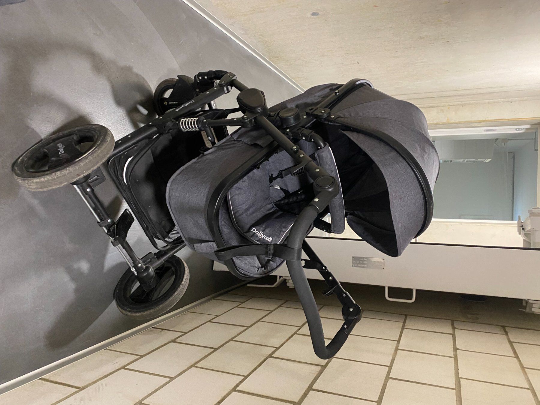 Carrozzine: Kinderwagen 145chf – Usato da Oberburg venduto da ois_g7r9 1