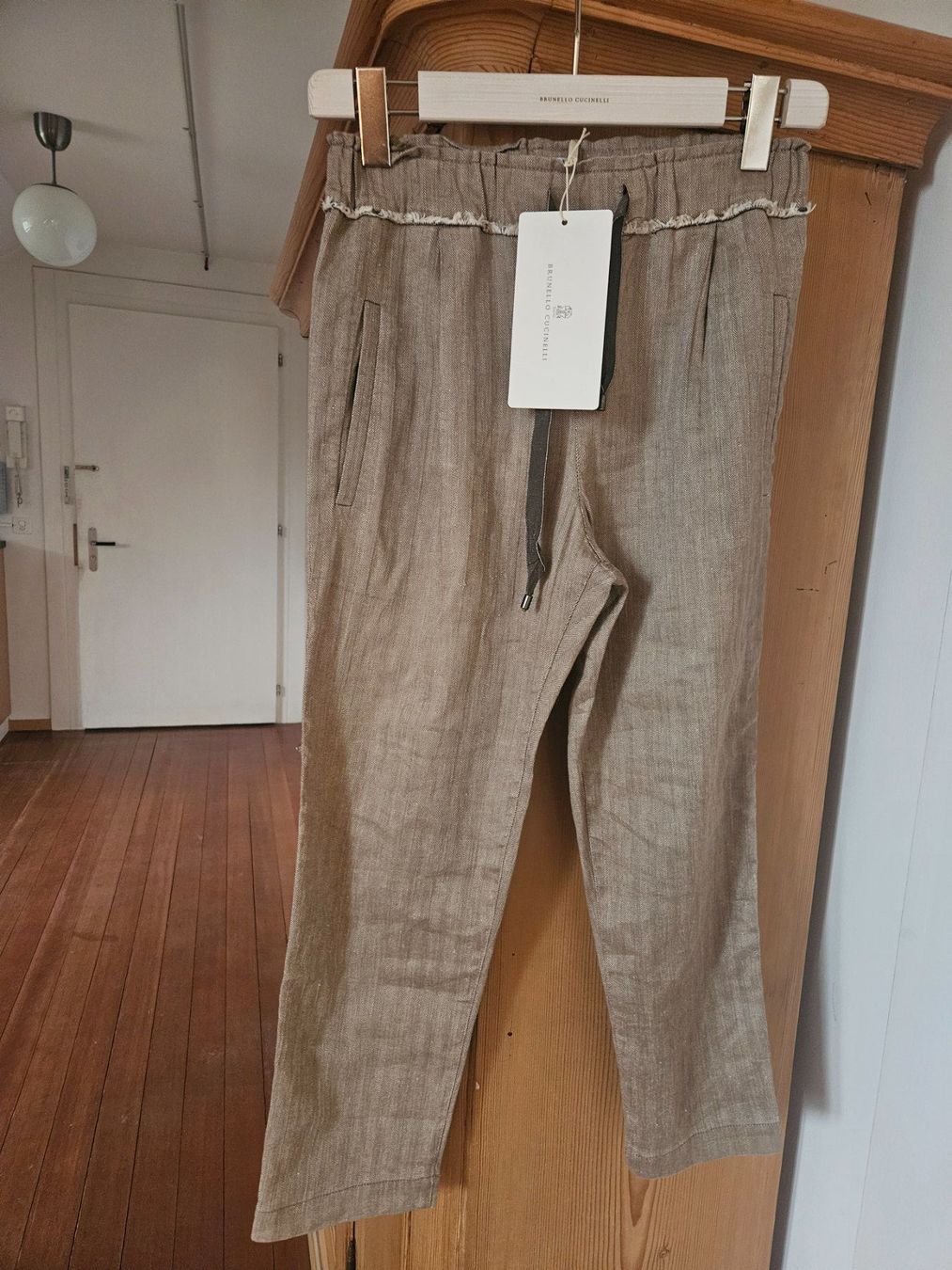 Brunello Cucinelli Pantaloni: Brunello Cucinelli Hose Leinen Sommer hellbraun – Nuovo (secondo la descrizione) da Bern venduto da Alea6892