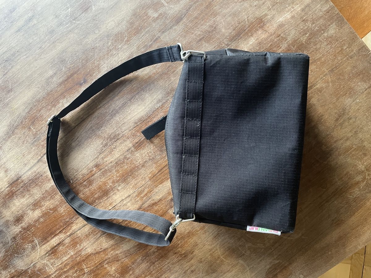 Borse: Susan Bijl Bum Bag – Usato da Zürich venduto da nina.knb 1