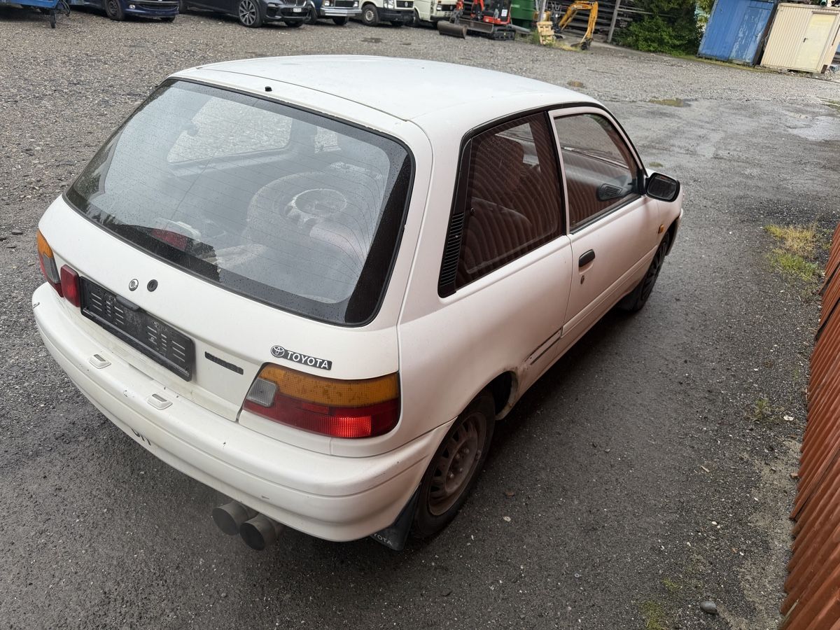 Toyota Automobili: Toyota Starlet 1.3 Automat – Usato da Buchs SG venduto da cayenneturbo96 2