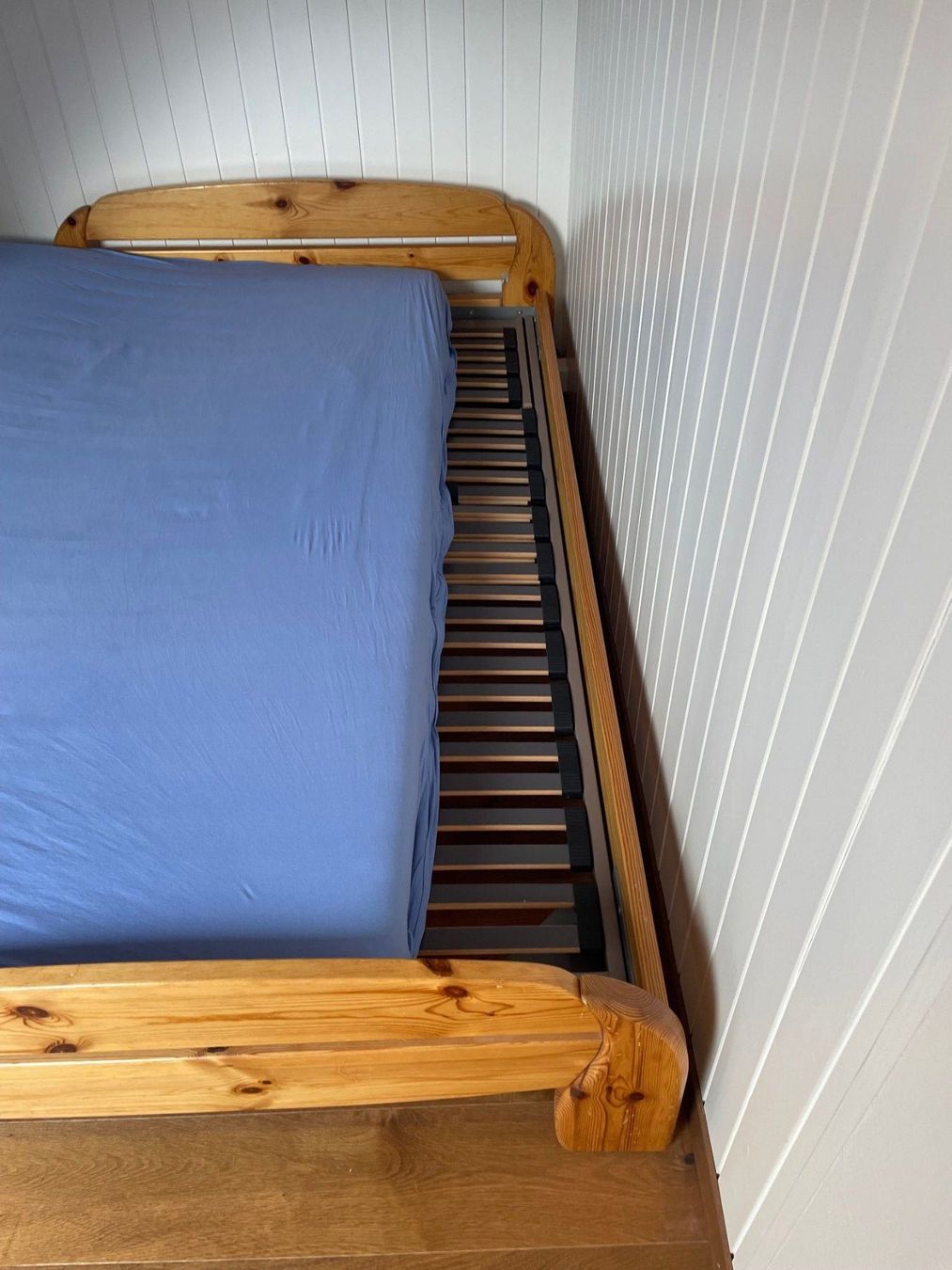 Betten: Bett – Gebraucht aus Oberdiessbach von Honeggi 1
