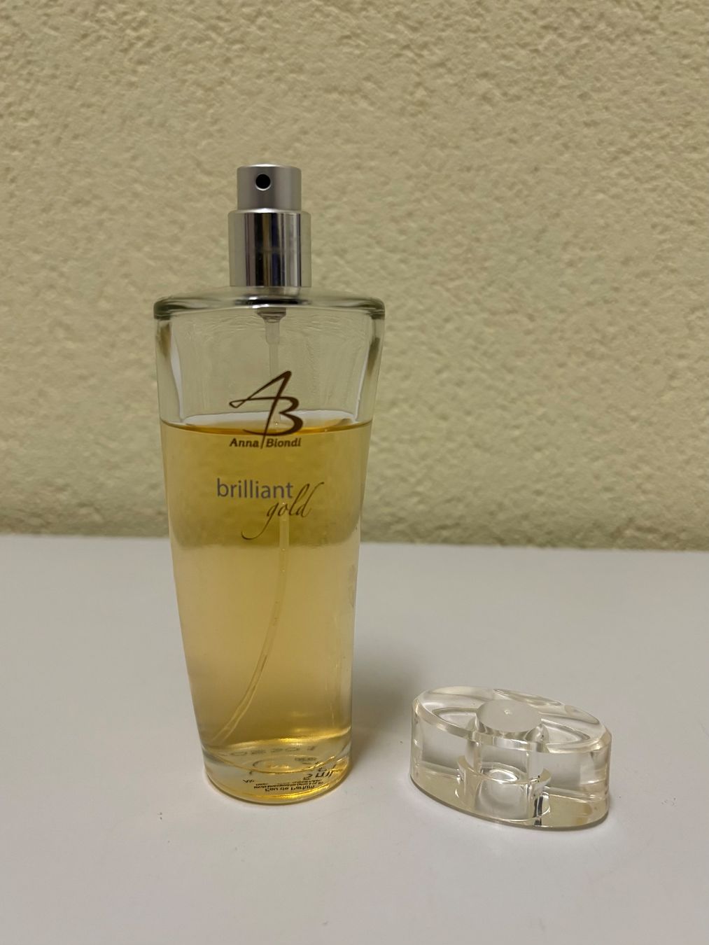 Parfum & Eau de Toilette: Parfüm Anna Biondi brilliant gold – Gebraucht aus Basel von tif_m2h6 1